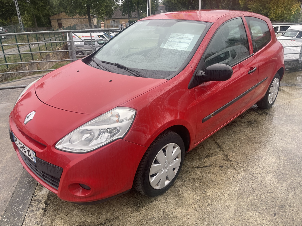 Clio III 1.2 16V 75CH GPL ACCESS ECO&sup2; 3P 2010 occasion 61000 Alen&ccedil;on