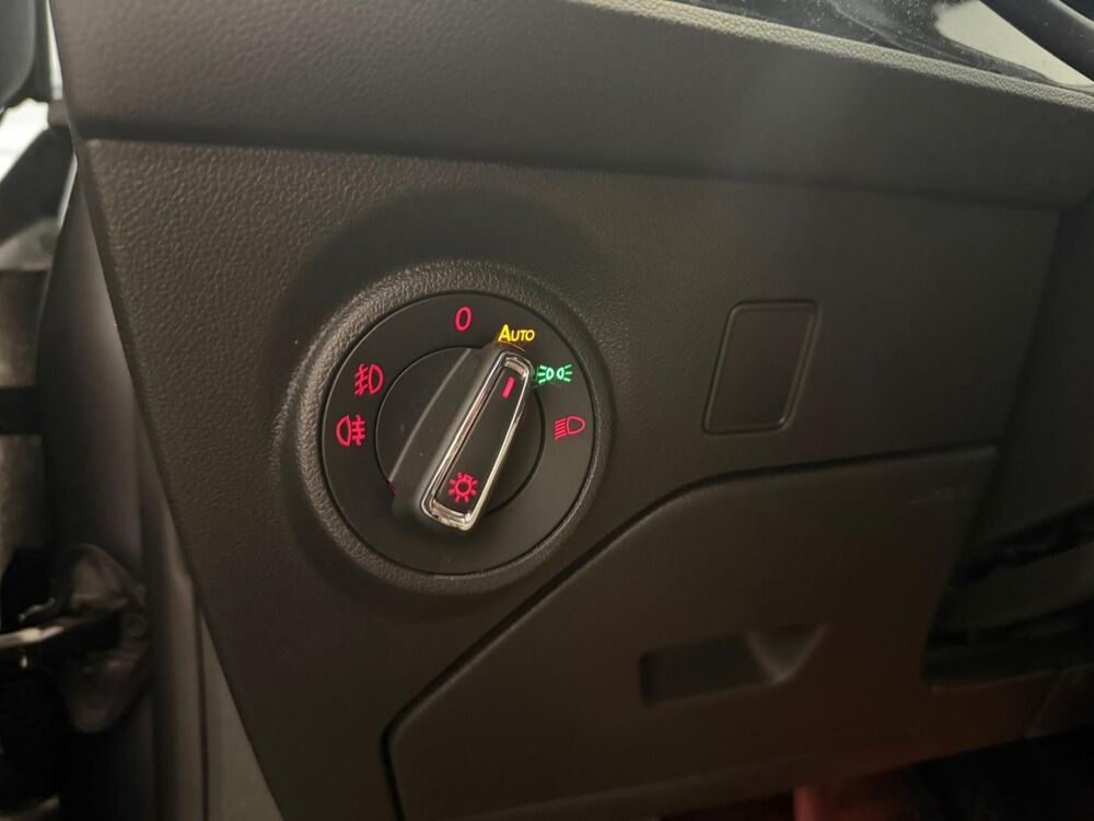 Leon 1.6 TDI 110ch FAP Style Business Start&Stop DSG 2016 occasion 78520 LIMAY