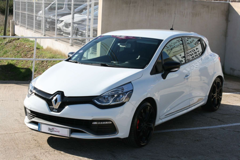 Renault clio iv 1.6 T 200CH RS EDC