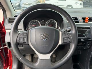 Swift 1.2 VVT GLX 5P 2011 occasion 83120 Sainte-Maxime