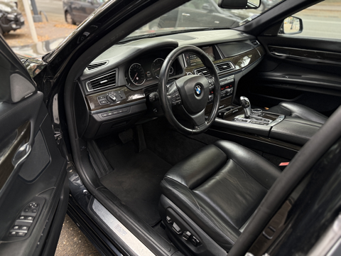 S&eacute;rie 7 (F01/F02) 740DA XDRIVE 313CH EXCLUSIVE 2014 occasion 31000 Toulouse