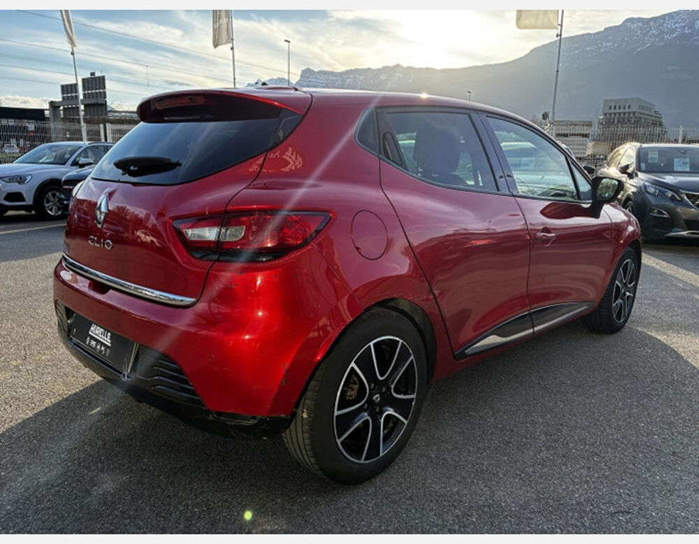 Clio IV 1.2 TCE 120CH ENERGY LIMITED EDC EURO6 2015 2016 occasion 38130 ECHIROLLES