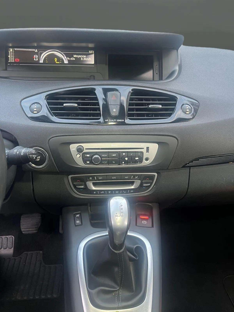 Sc&eacute;nic III 1.5 DCI 110CH FAP BOSE EDC 2012 occasion 93500 Pantin