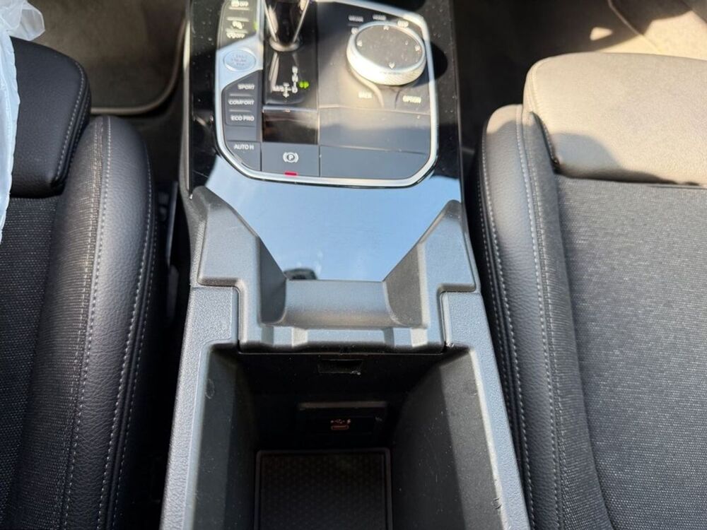 S&eacute;rie 1 (F40) 120DA XDRIVE 190CH EDITION SPORT / PREMIERE MAIN 2021 occasion 38130 ECHIROLLES