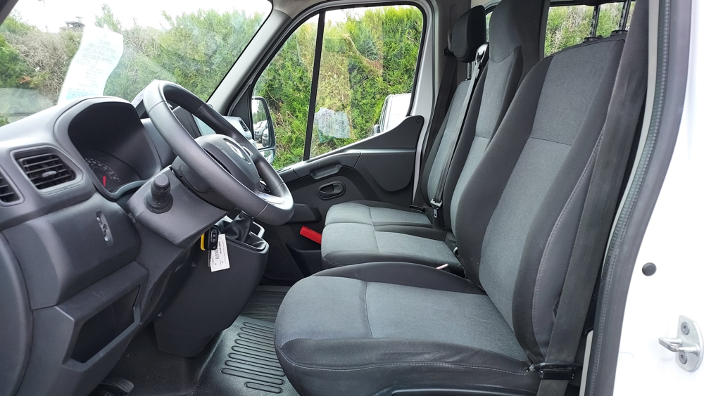 Master F3500 L3H2 2.3 BLUE DCI 135CH CABINE APPROFONDIE GRAND CONFO 2024 occasion 60600 Clermont