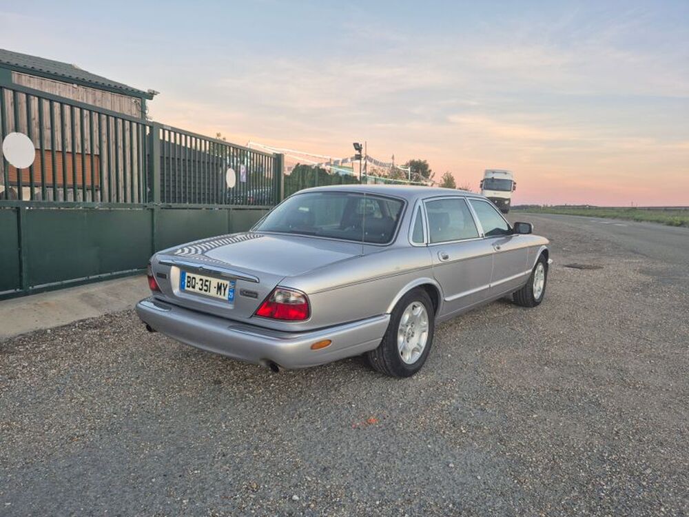 XJ 4.0 V8 PACK CLASSIQUE BA 2000 occasion 95420 MAGNY EN VEXIN