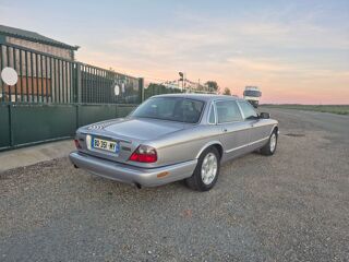 XJ 4.0 V8 PACK CLASSIQUE BA 2000 occasion 95420 MAGNY EN VEXIN