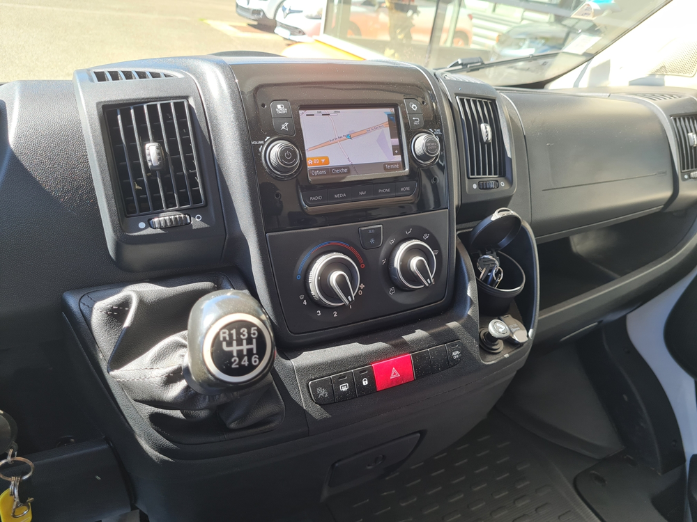 Boxer 335 L2H2 2.2 BLUEHDI S&S 140CH PREMIUM 2020 occasion 28630 Nogent-le-Phaye