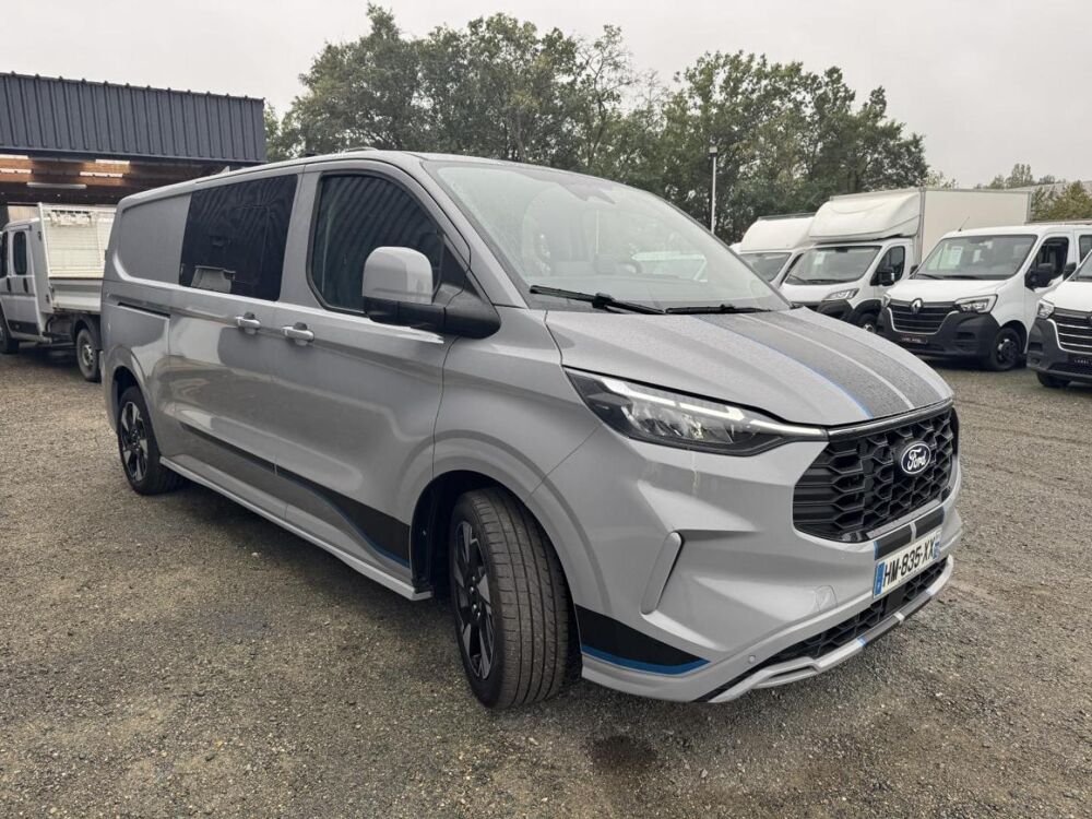 Transit 320 L2H1 2.0 EcoBlue 170ch Cabine Approfondie Sport BVA8 2026 occasion 17450 Saint-Laurent-de-la-Pr&eacute;e