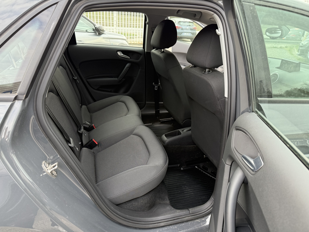 A1 1.4 TFSI 125CH AMBIENTE 2017 occasion 26740 Les Tourrettes