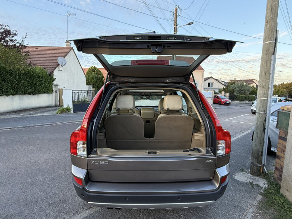 XC90 D5 185CH FAP XENIUM GEARTRONIC 7 PLACES 2009 occasion 95480 PIERRELAYE
