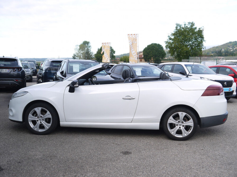 M&eacute;gane III CC 1.9 DCI 130CH DYNAMIQUE / DISTRIBUTION FAITE 2011 occasion 38260 La C&ocirc;te-Saint-Andr&eacute;