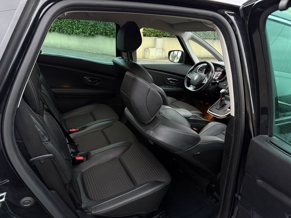Scenic IV 1.7 BLUE DCI 120CH INTENS EDC 2019 occasion 95480 PIERRELAYE