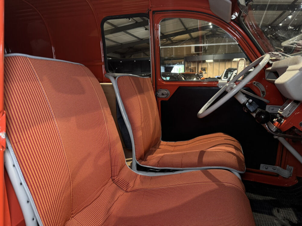 C25 2CV FOURGONNETTE TYPE AKS 400 1970 occasion 63170 Aubi&egrave;re