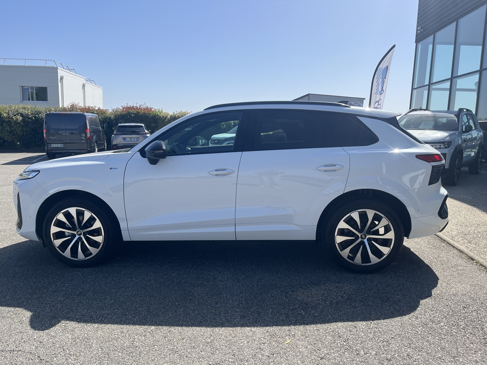 Q3 1.5 TFSI 150CH HYBRIDE S LINE S TRONIC 7 2025 occasion 31670 Lab&egrave;ge