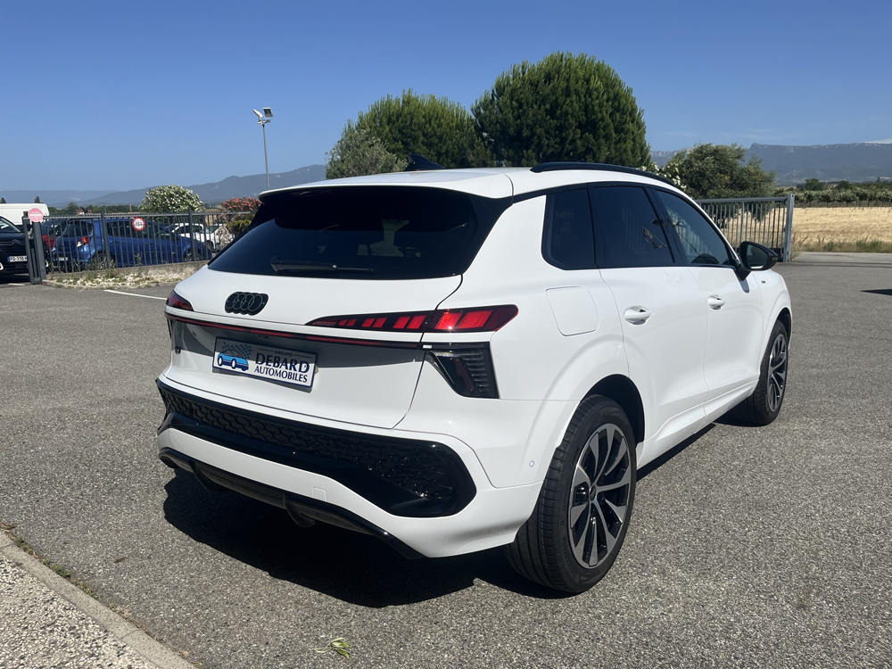 Q3 1.5 TFSI 150CH HYBRIDE S LINE S TRONIC 7 2025 occasion 53810 CHANGE