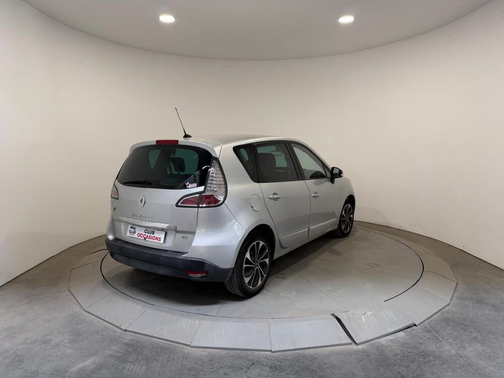 Sc&eacute;nic 1.6 dCi 130ch energy Bose eco&sup2; 2014 occasion 78520 LIMAY