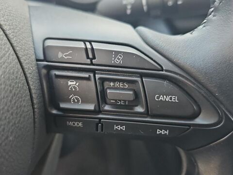 Yaris Cross 116h Design MY22 2023 occasion 13300 Salon-de-Provence
