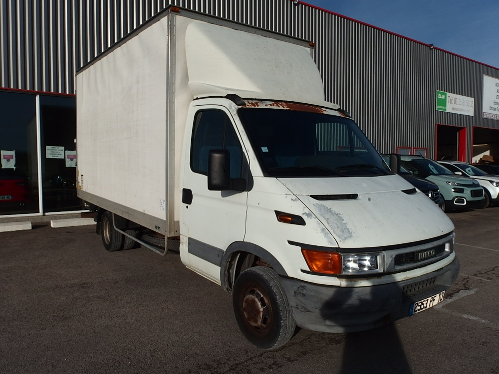 Daily 35C11 EMP 3.75M 2002 occasion 10600 Savi&egrave;res