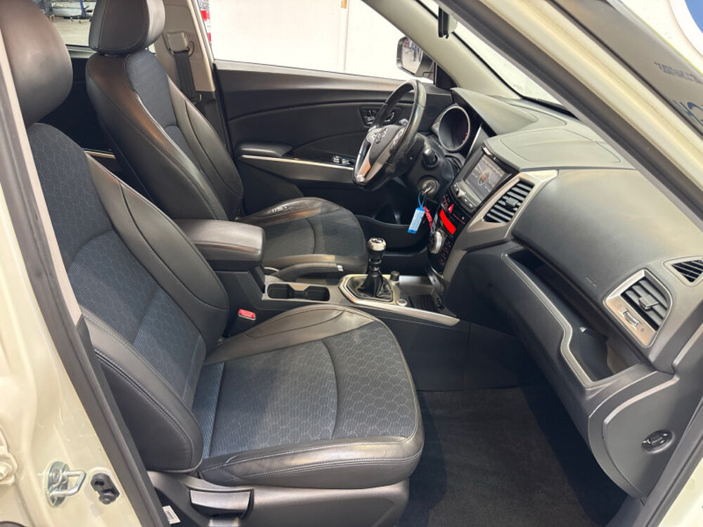 Tivoli 160 E-XDI 115CH 2WD LUXURY 2015 occasion 28630 Nogent-le-Phaye
