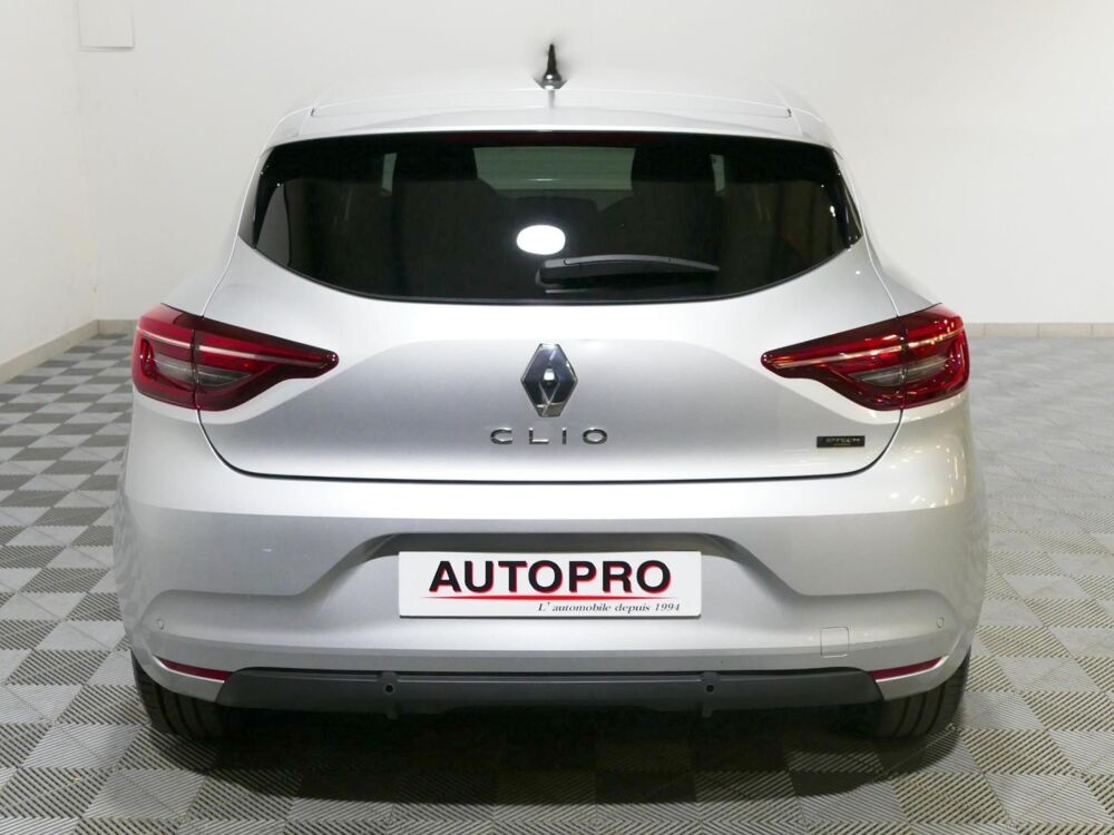 Clio 1.6 E-Tech hybride 145ch Techno 2023 occasion 77400 Lagny-sur-Marne