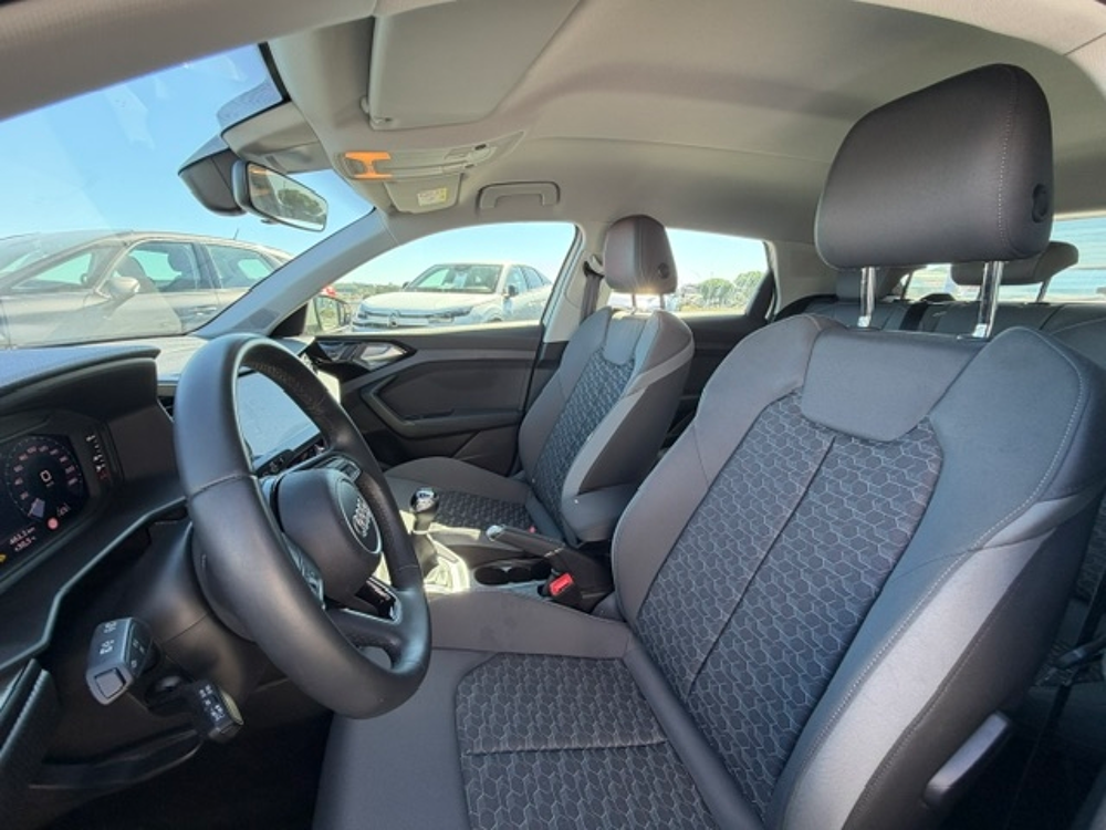 A1 30 TFSI 116CH DESIGN 2025 occasion 16400 Puymoyen