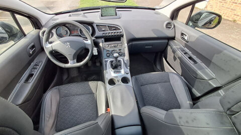 Annonce voiture Peugeot 3008 8490 €