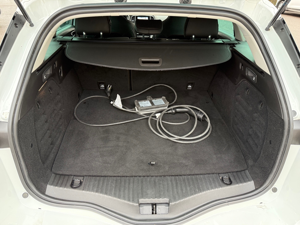 Megane IV 1.6 E-TECH PLUG-IN 160CH INTENS 2020 occasion 70210 Montdor&eacute;