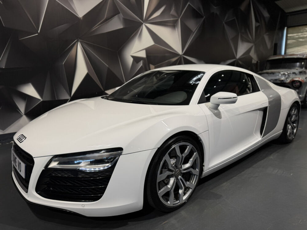 R8 4.2 V8 FSI 430CH QUATTRO TRONIC 7 2014 occasion 63170 Aubi&egrave;re