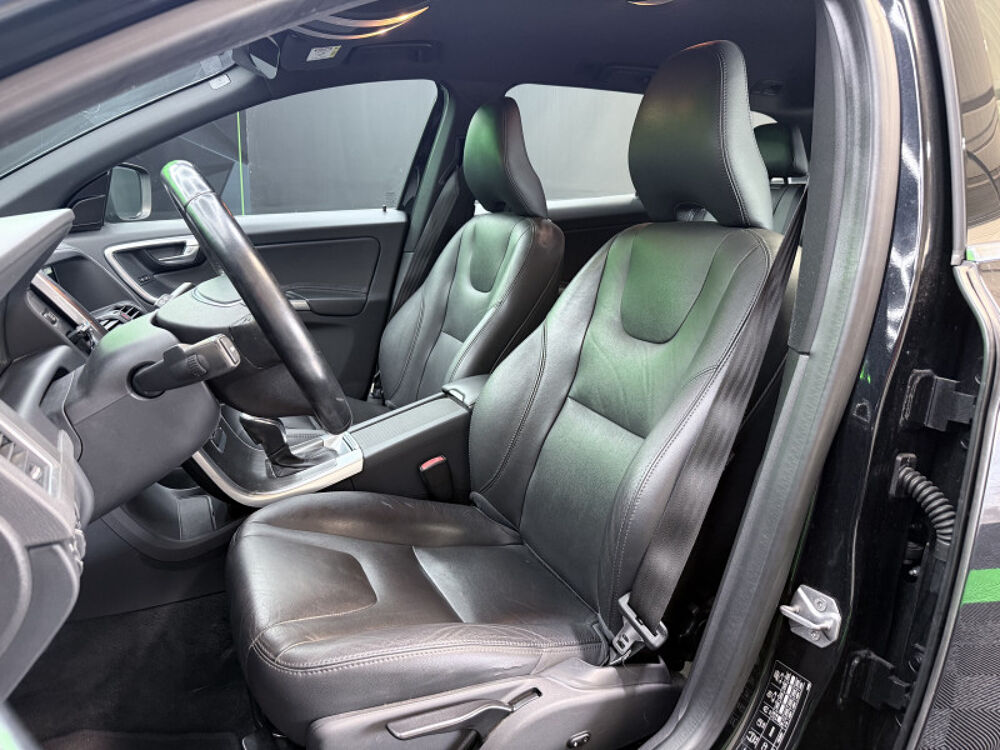 XC60 D3 136CH START&STOP MOMENTUM GEARTRONIC 2014 occasion 57185 CLOUANGE