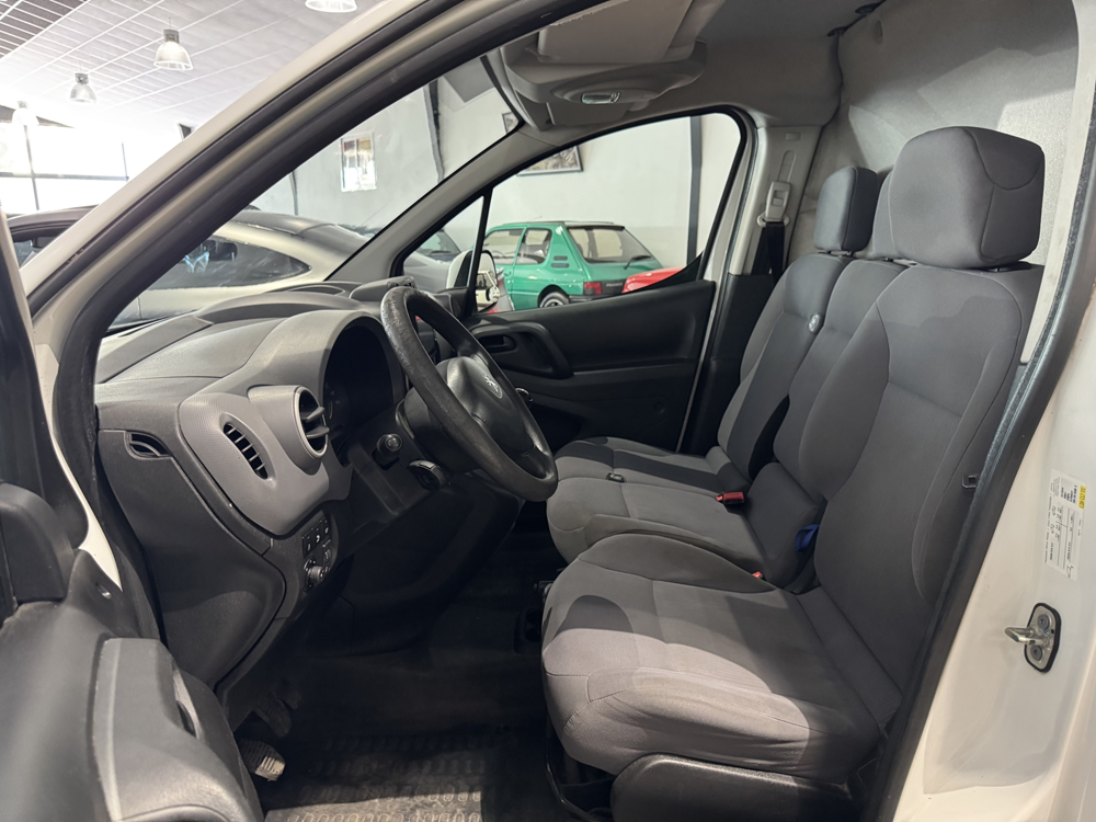 Partner L2 1.6 BLUEHDI 100 CV PREMIERE MAIN PLB AUTO 2015 occasion 12000 RODEZ