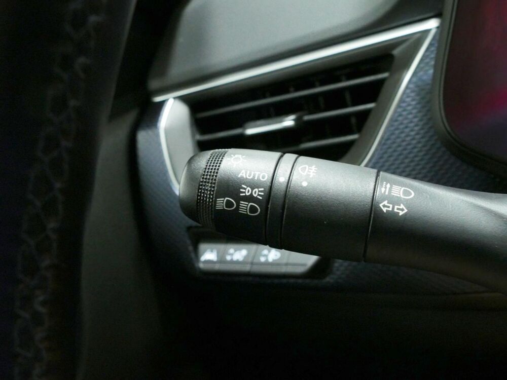 Arkana 1.3 TCe mild hybrid 140ch Evolution EDC 2022 occasion 77400 Lagny-sur-Marne