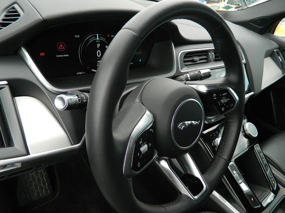I-PACE EV400 SE AWD 2018 occasion 63100 Clermont-Ferrand