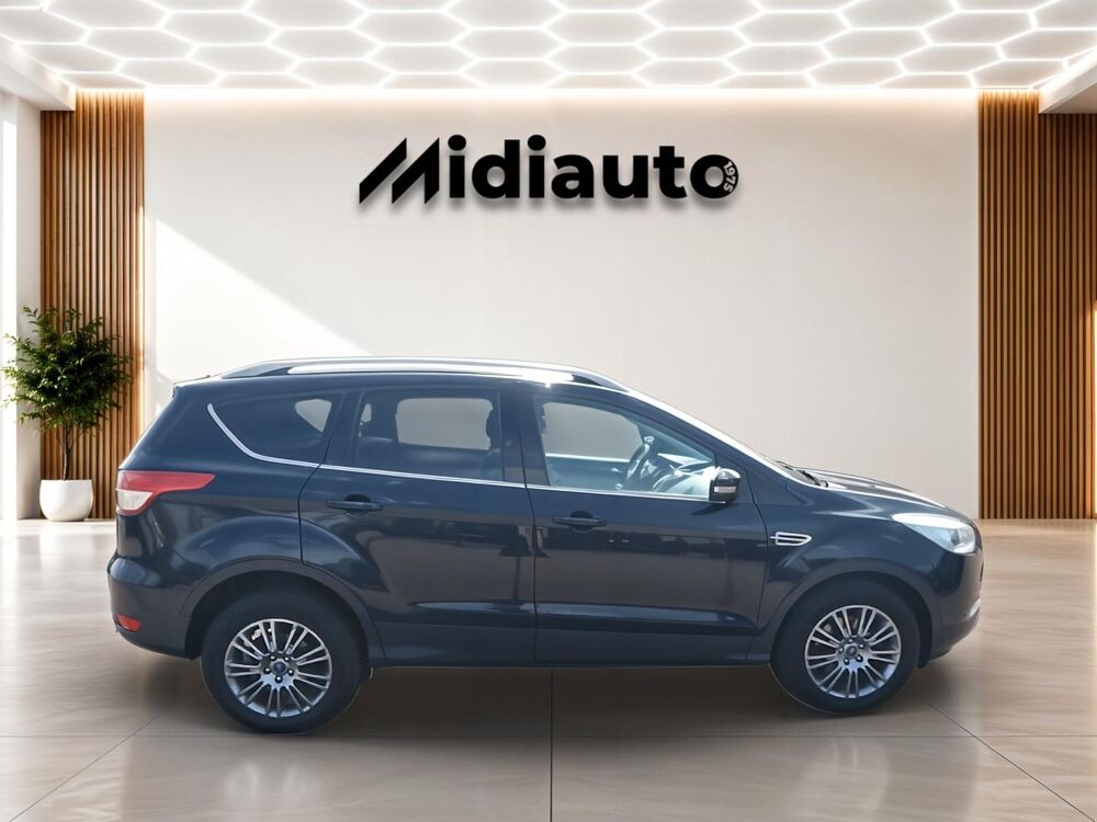 Kuga 2.0 TDCi 140ch FAP Titanium 2014 occasion 27000 &Eacute;vreux