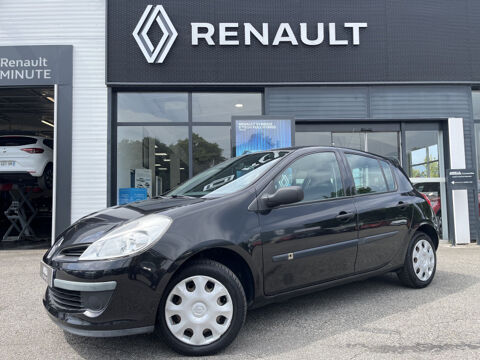 Renault clio iii 1.2 16V 75CH EXPRESSION 5P