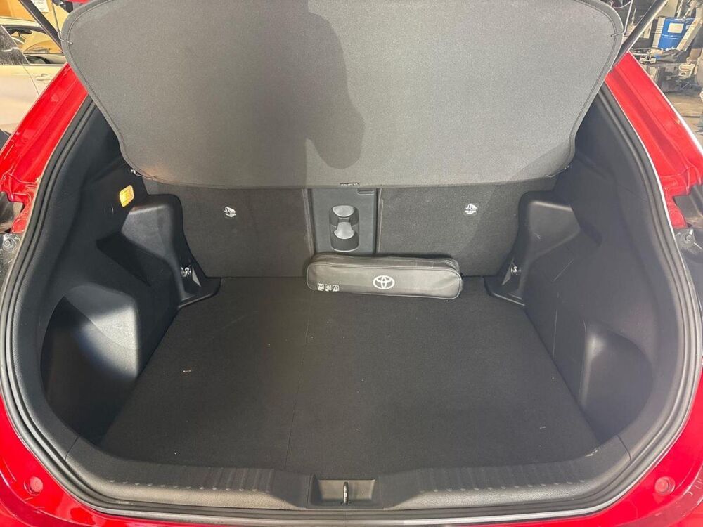 Yaris Cross 116h Design MY22 2023 occasion 13300 Salon-de-Provence