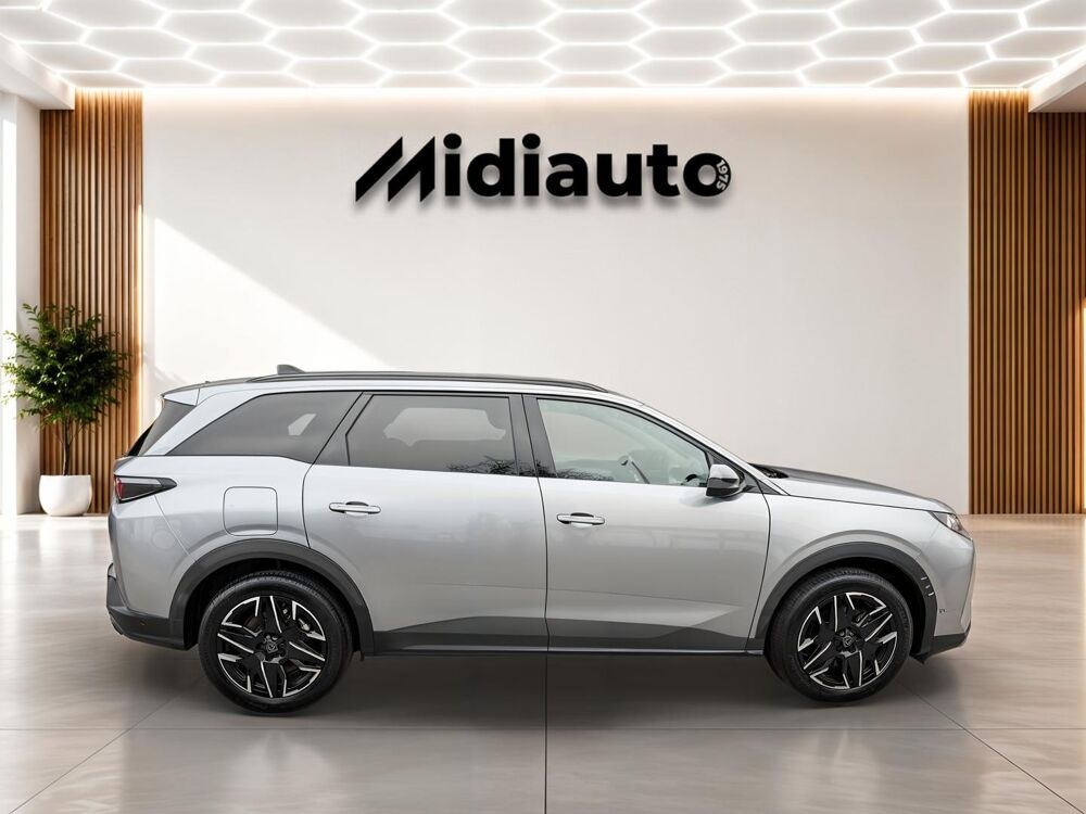 5008 Hybrid 145ch Allure e-DCS6 / Pack vision 360 & drive assist 2025 occasion 28500 Vernouillet