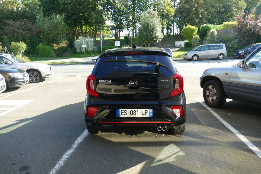 Picanto 1.0 67CH GT LINE 2017 occasion 22100 Dinan