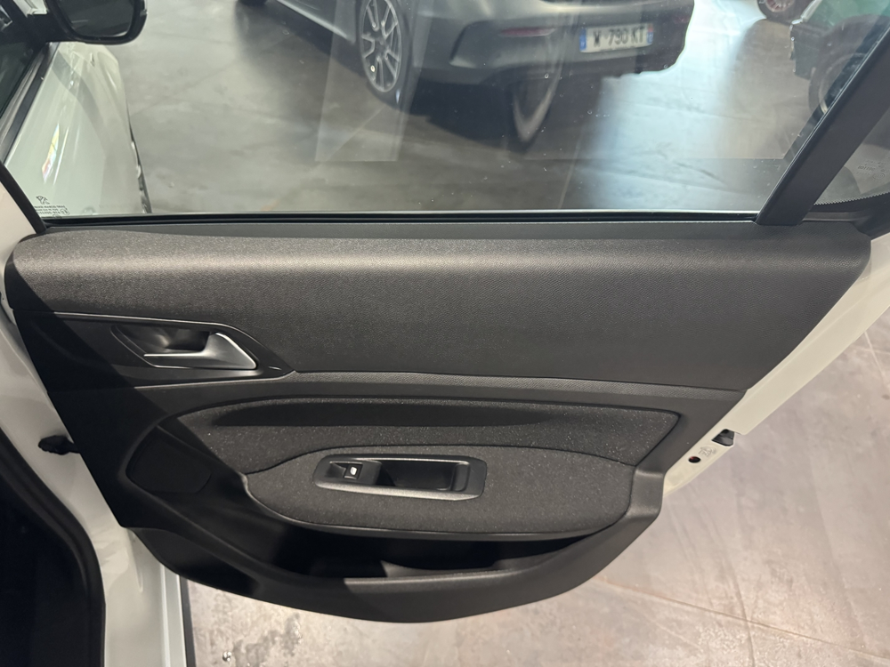 308 1.5 BLUEHDI 100CH STYLE 56 900KM 2019 occasion 12000 RODEZ
