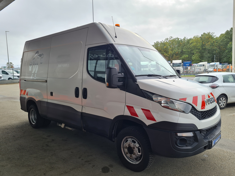 Daily 35C13V11 2016 occasion 28630 Nogent-le-Phaye