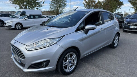 Annonce voiture Ford Fiesta 4500 €