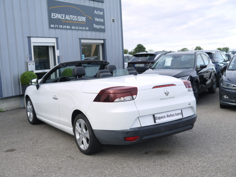 M&eacute;gane III CC 1.9 DCI 130CH DYNAMIQUE / DISTRIBUTION FAITE 2011 occasion 38260 La C&ocirc;te-Saint-Andr&eacute;