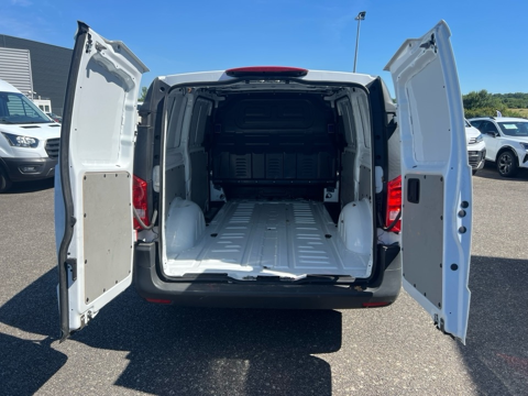 Vito 110 CDI COMPACT FIRST PROPULSION 2023 occasion 31670 Lab&egrave;ge