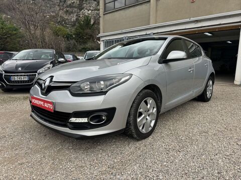 Annonce voiture Renault Mgane III 7999 