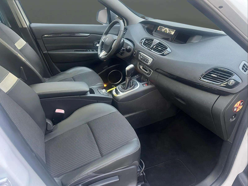 Sc&eacute;nic III 1.5 DCI 110CH FAP BOSE EDC 2012 occasion 93500 Pantin