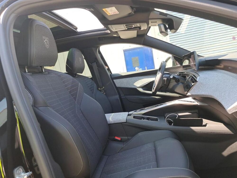 3008 1.2 Hybrid 145ch GT e-DCS6 / Toit ouvrant + Pack vision 360&deg; 2025 occasion 28500 Vernouillet