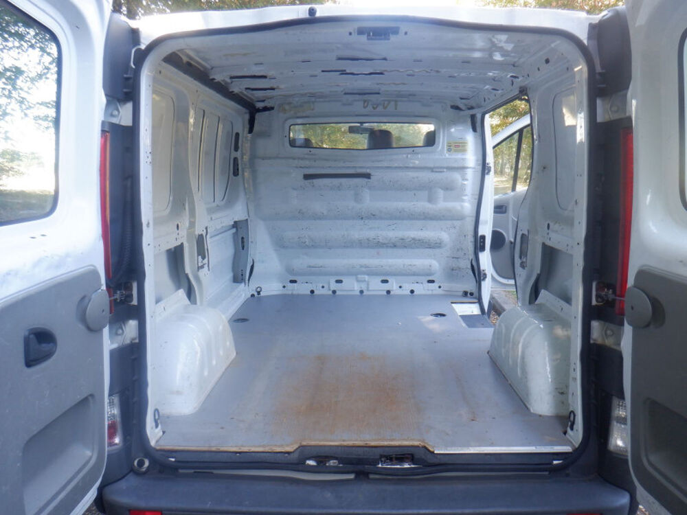 Vivaro F2700 L1H1 2.0 CDTI 90 CH 2013 occasion 27310 Bourg-Achard