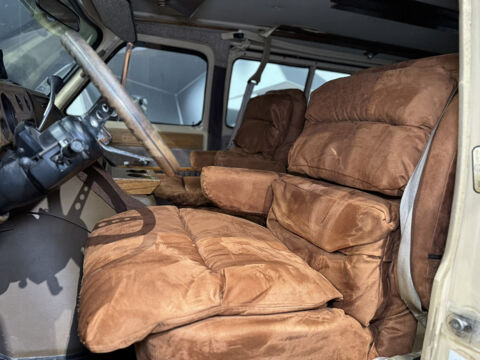  1983 occasion 63170 Aubi&egrave;re
