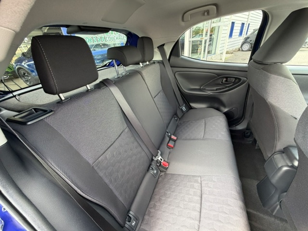 Yaris 116H DESIGN 92CH HYBRIDE 5P 2024 occasion 16400 Puymoyen
