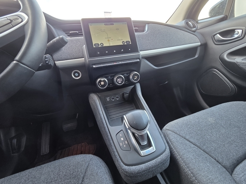 Zo&eacute; E-TECH EVOLUTION CHARGE NORMALE R110 ACHAT INTEGRAL - MY22 2022 occasion 44190 Saint-Lumine-de-Clisson